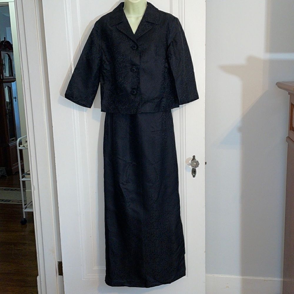 Vtg 60s black brocade 2 Piece dressy jacket & maxi skirt